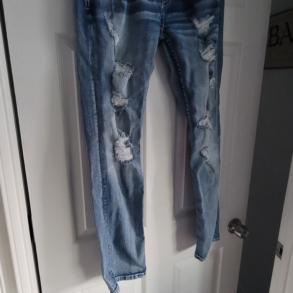 Mens BKE Blue Jeans From Buckle Distressed..READ FULL POST. - Picture 3 of 12